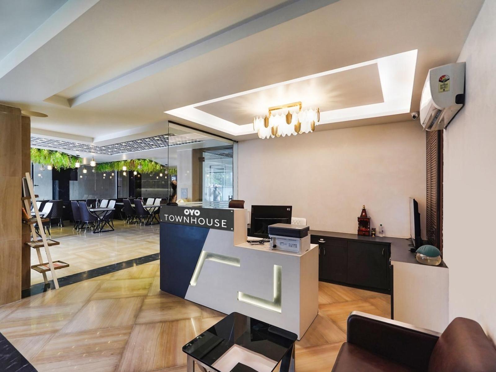 King Plaza Hotel