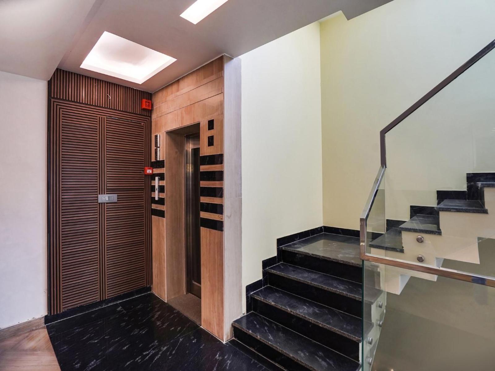 King Plaza Hotel 4*