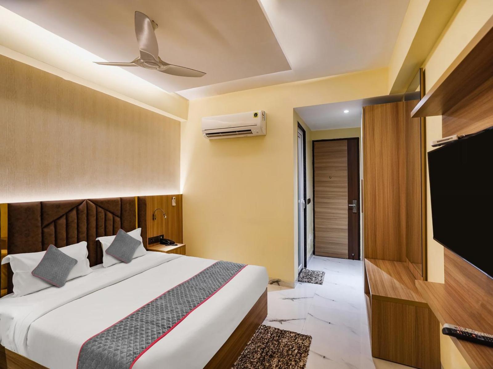 Hotel King Plaza New Delhi
